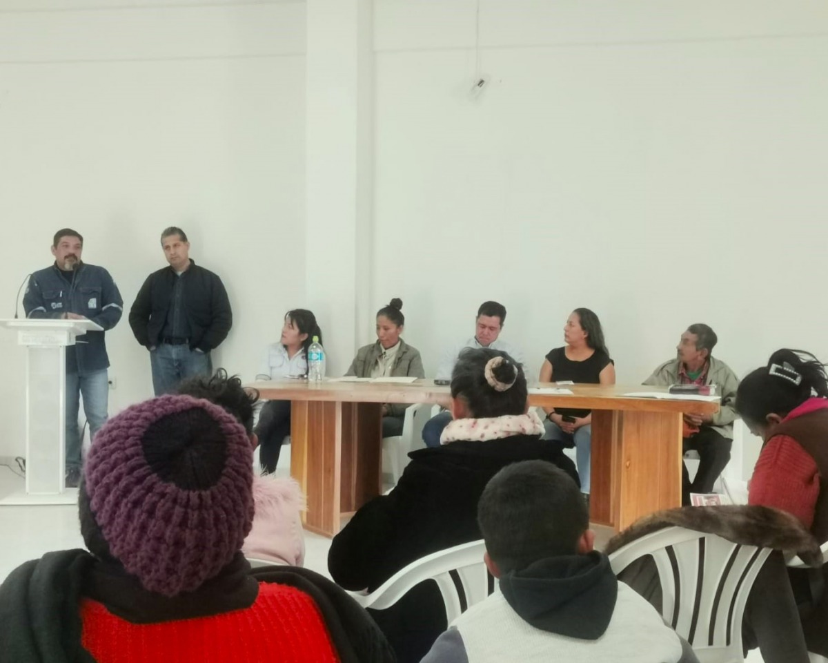 Tras socialización, definen actualizar proyecto a diseño final de ferrovía Motacucito-Mutún  - Empresa Siderúrgica del Mutún