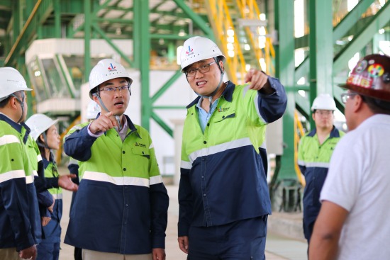 Embajador de China en Bolivia visita y califica de “emblemático” proyecto siderúrgico del Mutún  - Empresa Siderúrgica del Mutún