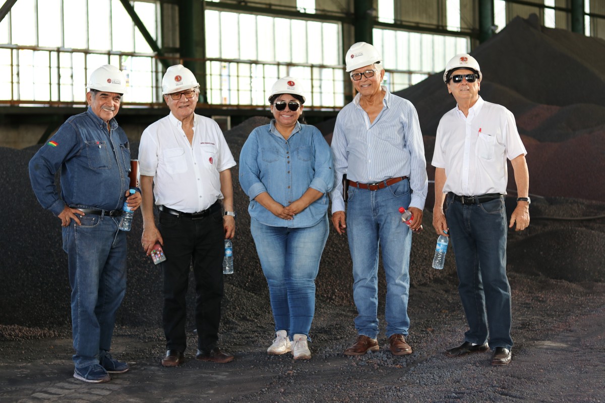 Residentes Porteños en Santa Cruz se declaran vigilantes y defensores de Complejo Siderúrgico del Mutún  - Empresa Siderúrgica del Mutún