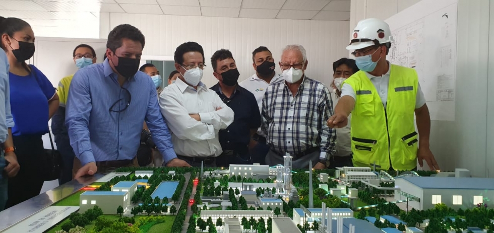 Empresa Siderúrgica del Mutún firma convenio con ENDE para el suministro de Energía  - Empresa Siderúrgica del Mutún