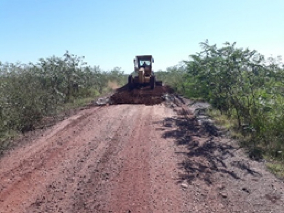 Mantenimiento camino San Juan - Puerto Busch  - Empresa Siderúrgica del Mutún