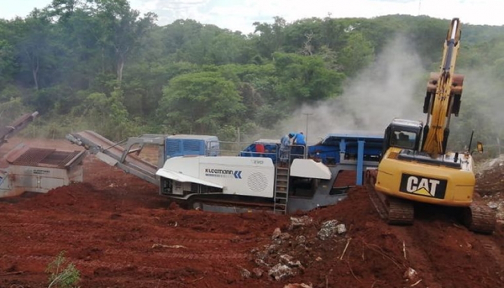 Inauguramos la explotación de calizas en la ESM  - Empresa Siderúrgica del Mutún