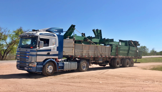 Se normaliza transporte de estructuras metálicas y materiales a proyecto siderúrgico