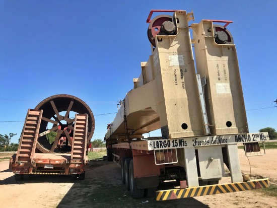 Se normaliza transporte de estructuras metálicas y materiales a proyecto siderúrgico