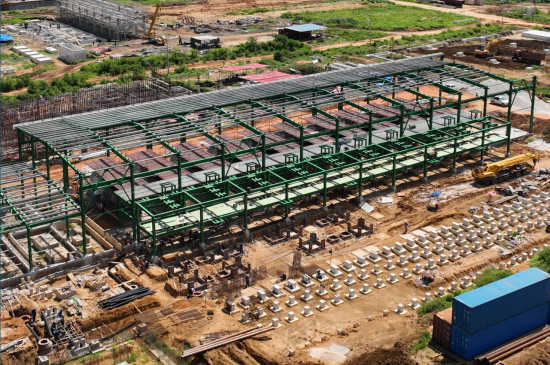 Arriba el 70% de los equipos a la planta siderúrgica del Mutún