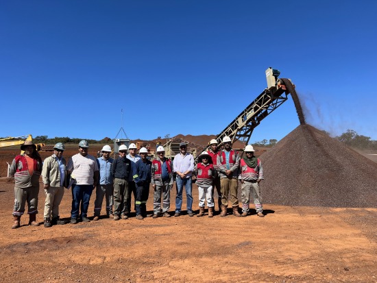 Nueva planta fija lista para la producción de hierro