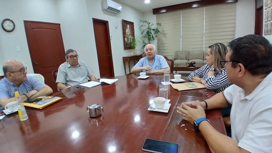 ​Hoy mantuvimos una importante y fructífera reunión interinstitucional con  la Cooperativa Rural de Electrificación (CRE). 